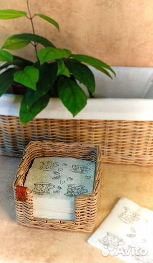 Салфетница плетеная
