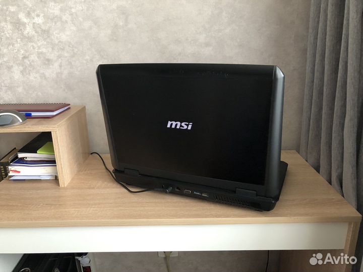 Ноутбук MSI 17.3
