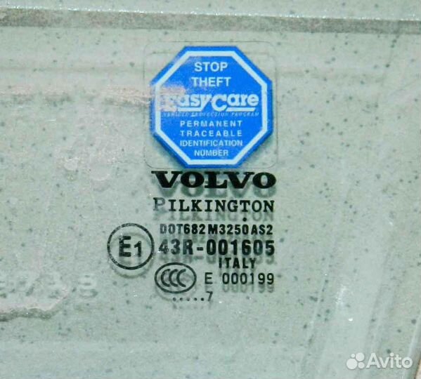 Стекло передней L двери Volvo XC90