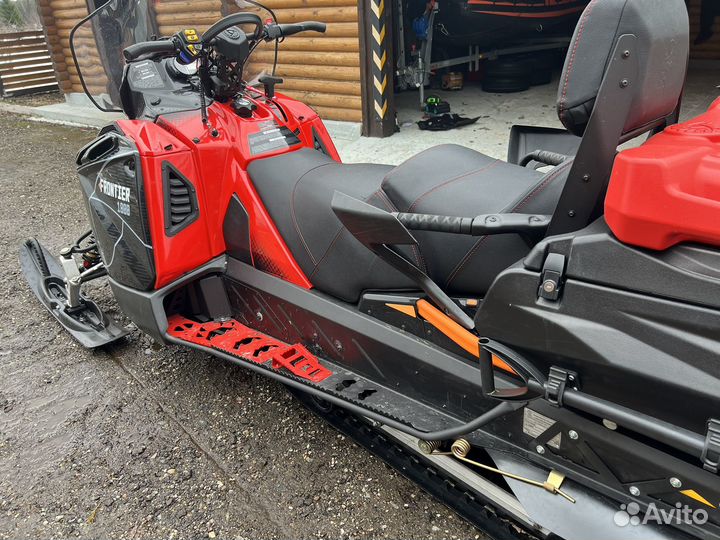 Продаю снегоход RM frontier 1000