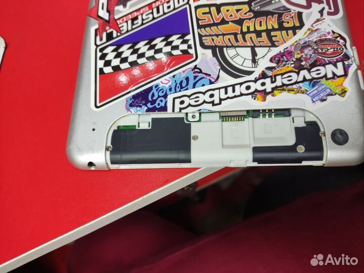 Планшет supra M845G