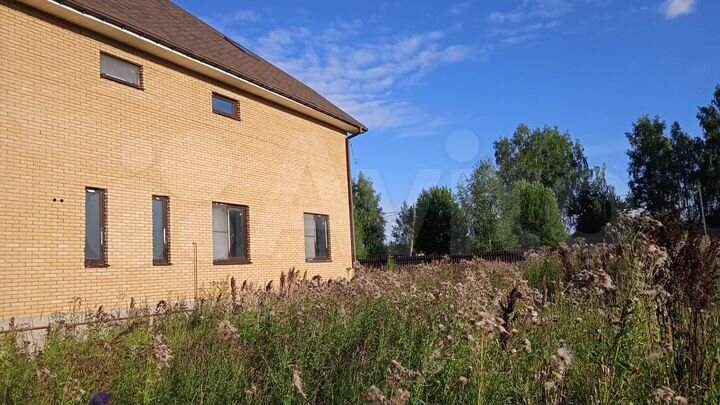 Дом 470 м² на участке 12 сот.