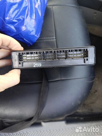 Блок управления двигателем