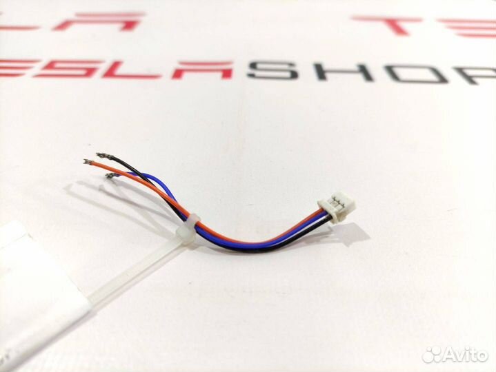 Разъем (фишка) проводки Tesla Model S 2015