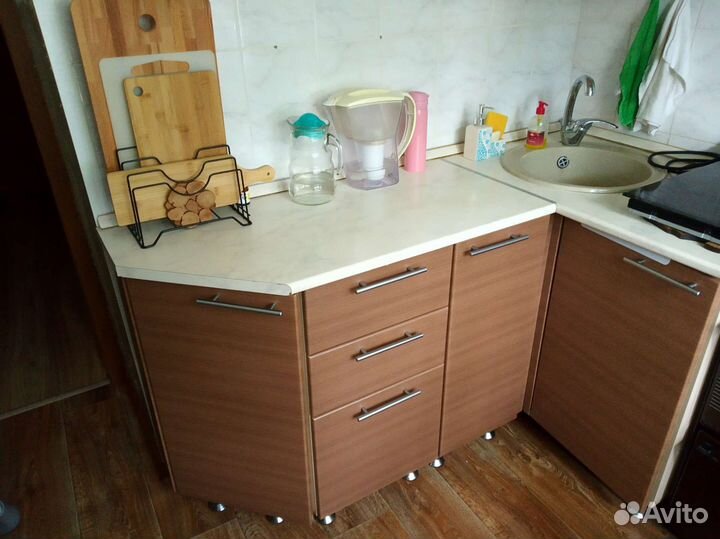 Кухонный гарнитур угловой бу для маленькой кухни