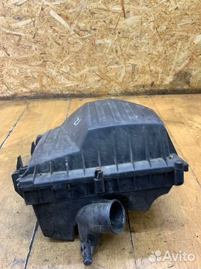 Корпус воздушного фильтра Opel Corsa C Z12XEP 2005