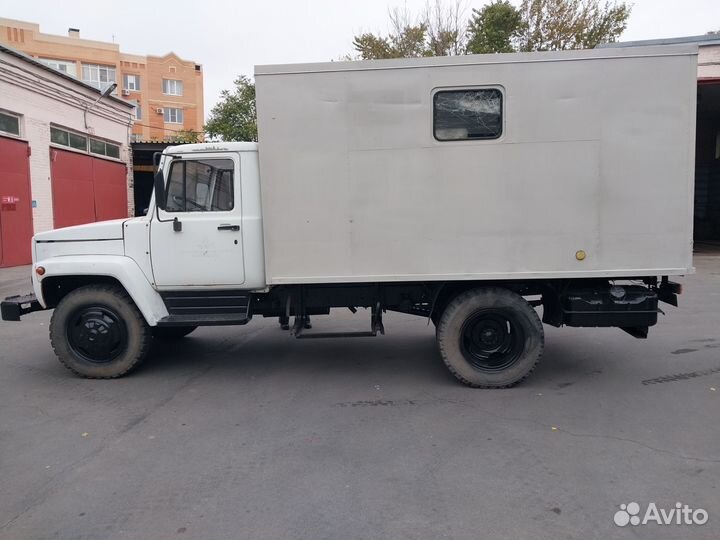 ГАЗ 47412, 2005