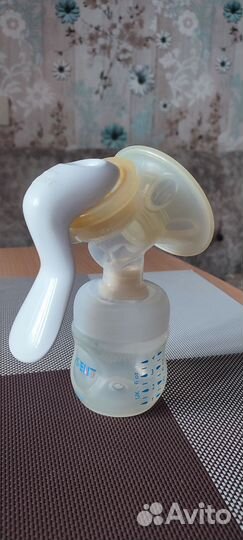 Молокоотсос avent ручной