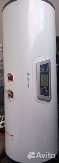Водонагреватель Аристон