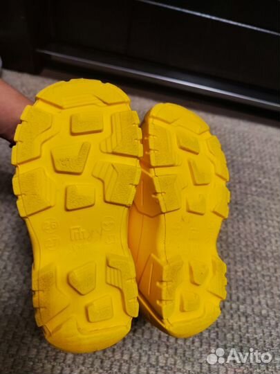 Резиновые сапоги