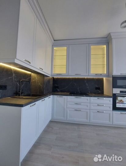 Кухонный гарнитур угловой