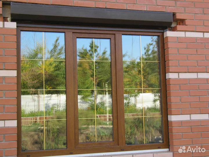 Окно ламинированное золотой дуб