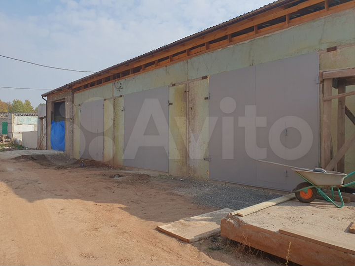 Гараж, > 30 м²