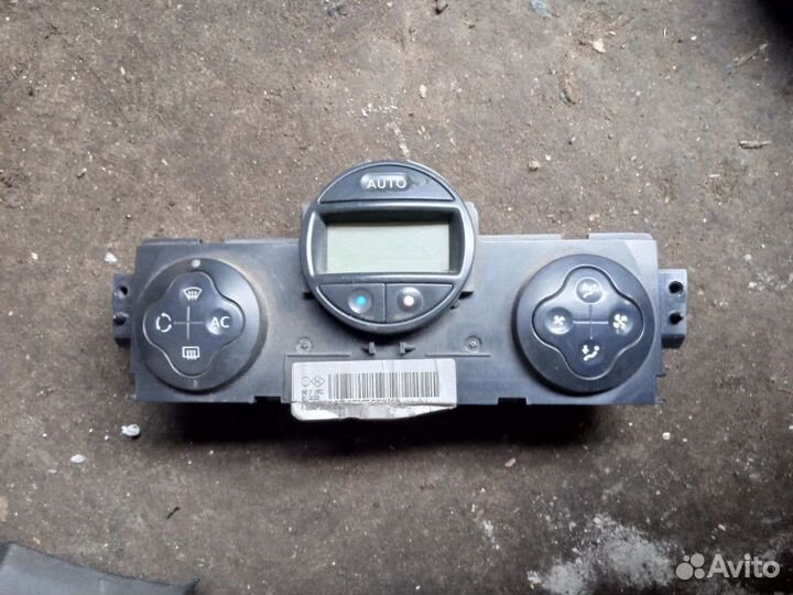 Блок управления печкой Renault Megane 2 2002-2008