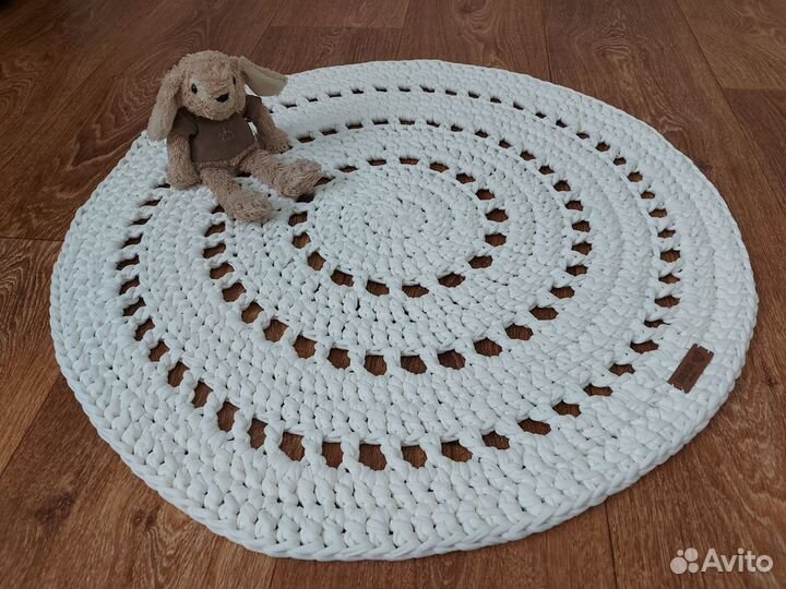 Коврик ручной работы