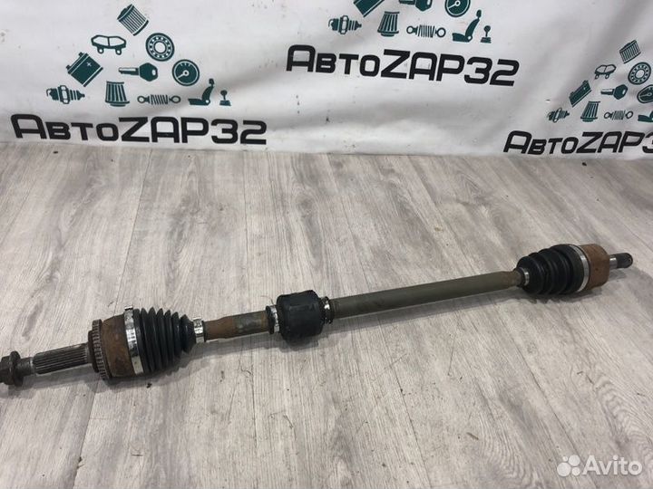 Привод передний правый Hyundai Solaris хэтчбек