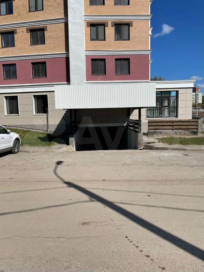 Машиноместо, 16 м²