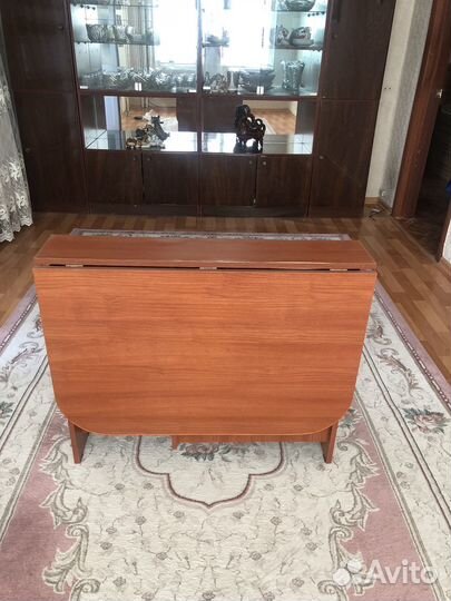 Стол книга бу