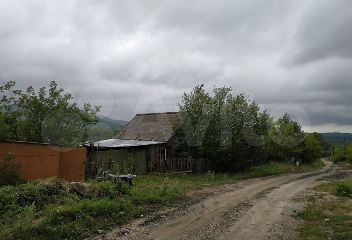 Дом 22 м² на участке 8 сот.