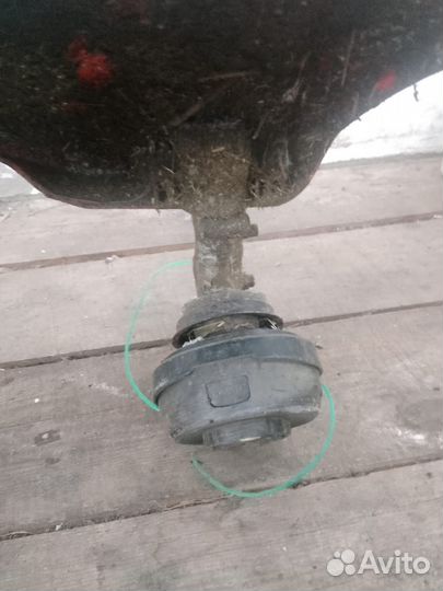 Триммер бензиновый Champion T333-2