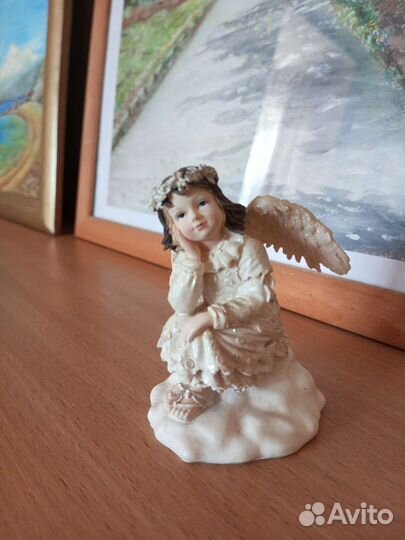 Фигурка статуэтка ангел