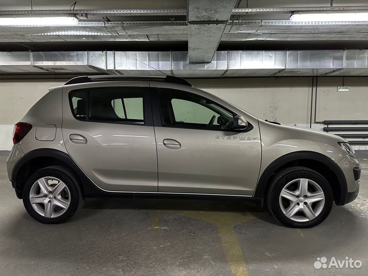 Renault Sandero Stepway 1.6 AT, 2017, 35 500 км