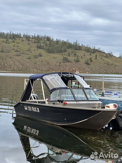 Продам лодку волжанка 50 fish алюминевый корпус