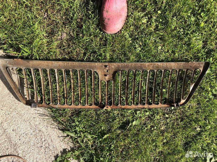Решетка радиатора газ(Волга)