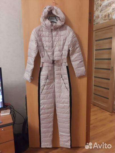 Зимний комбинезон женский 42 размер