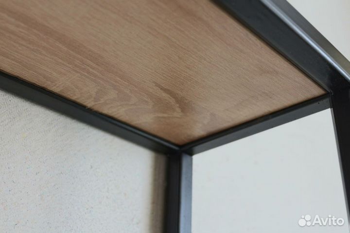 Полка настенная в стиле лофт