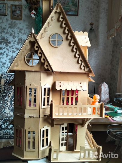 Домик кукольный