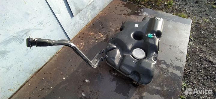 Бак топливный Ниссан Альмера G15