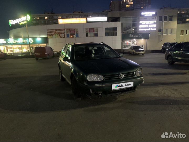 Volkswagen Golf 1.4 МТ, 2000, битый, 290 000 км