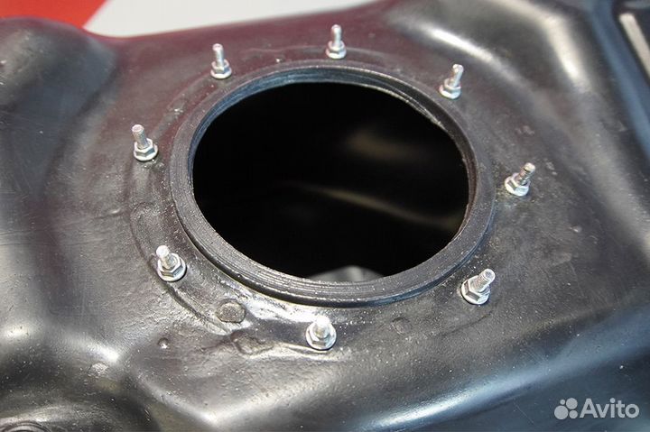 Топливный бак Kia Rio 3 (BP)