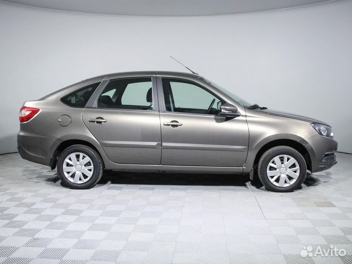LADA Granta 1.6 МТ, 2022, 41 103 км