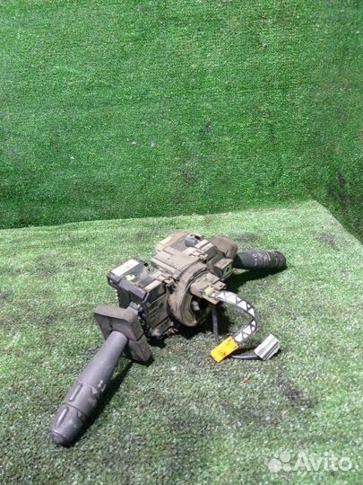 Переключатель подрулевой Renault Laguna