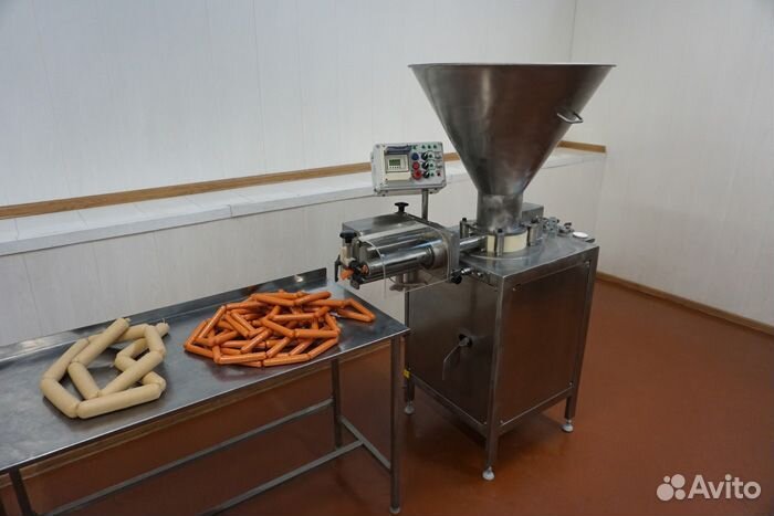 Шприц вакуумный колбасный, дозирующий шнековый