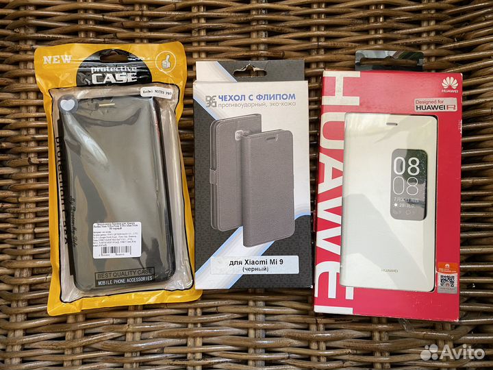 Чехлы на телефон