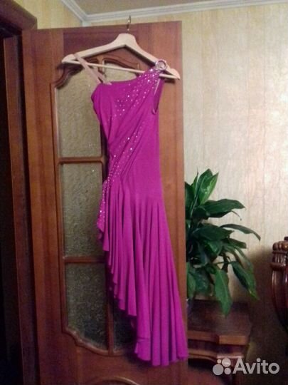 Платье для бальных танцев