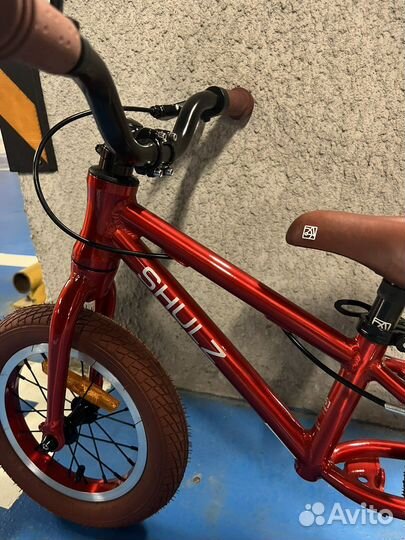 Беговел shulz hubble 12