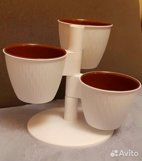 Цветочный горшок тройной многоярусный