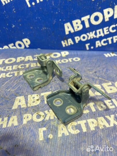 Петля двери Renault Logan 2 седан 2014