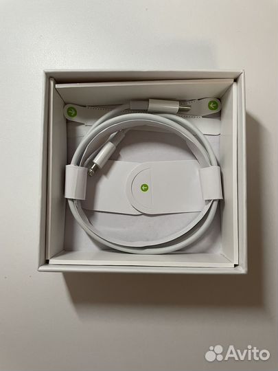 Беспроводные наушники apple airpods