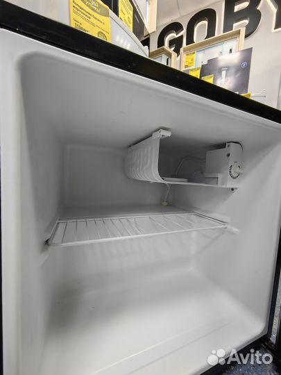 Холодильник с морозильной камерой 45 литров