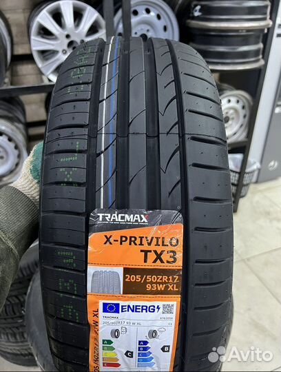 Tracmax X-Privilo TX3 205/50 R17 93W