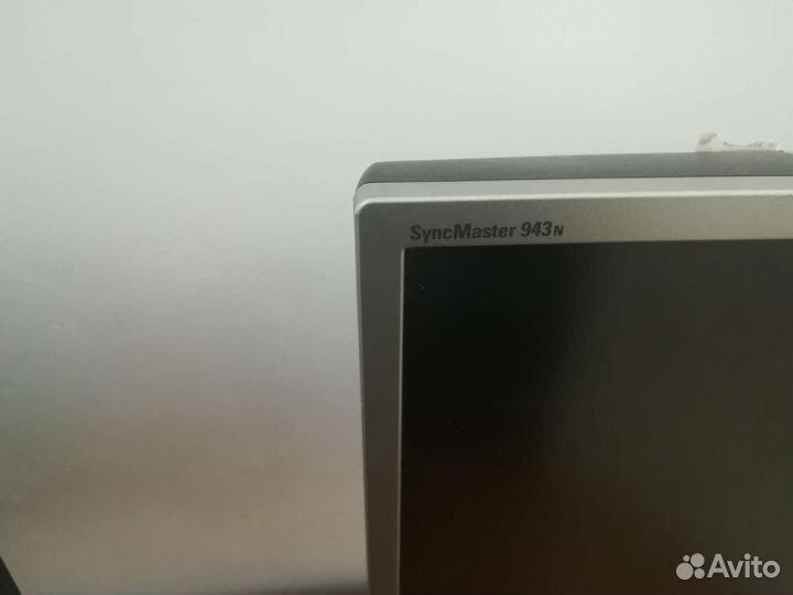 ЖК Монитор 17 дюймов отличный