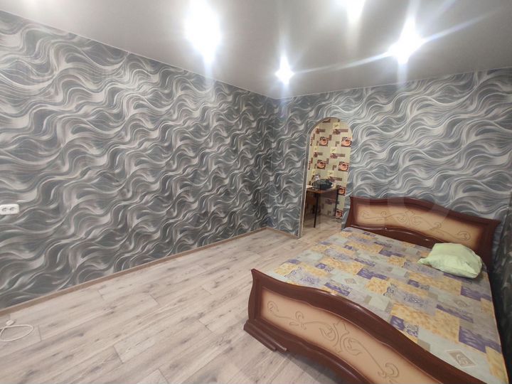 Комната 18 м² в > 9-к., 4/5 эт.