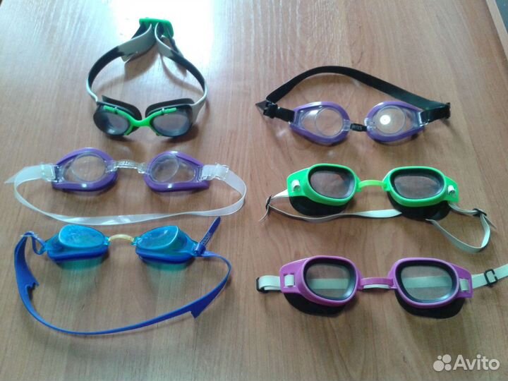 Очки для плавания