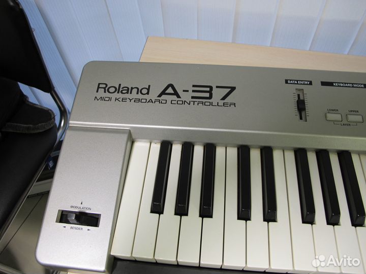 Midi-клавиатура Roland A-37