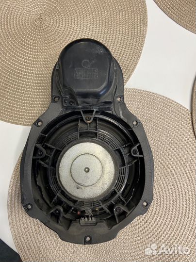Динамик Passat b6
